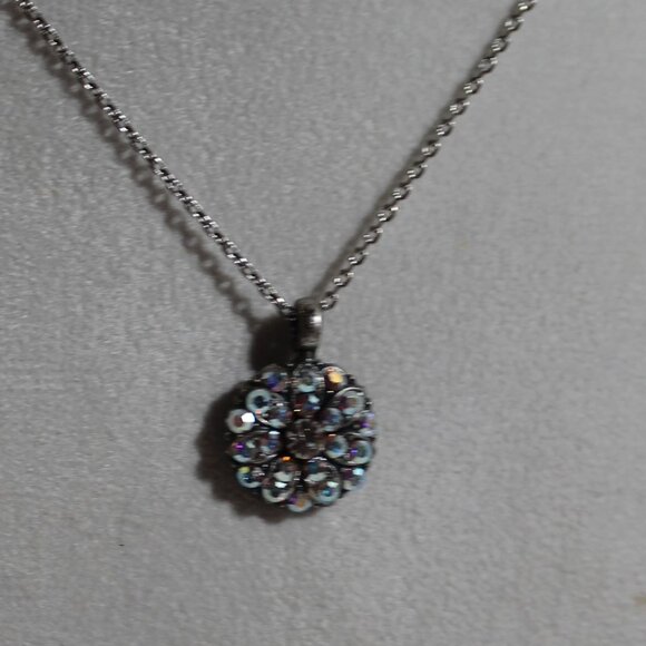 NWT Mariana Guardian Angel Necklace, Silver-Tone w/ Aurora Borealis Stones - Picture 10 of 14